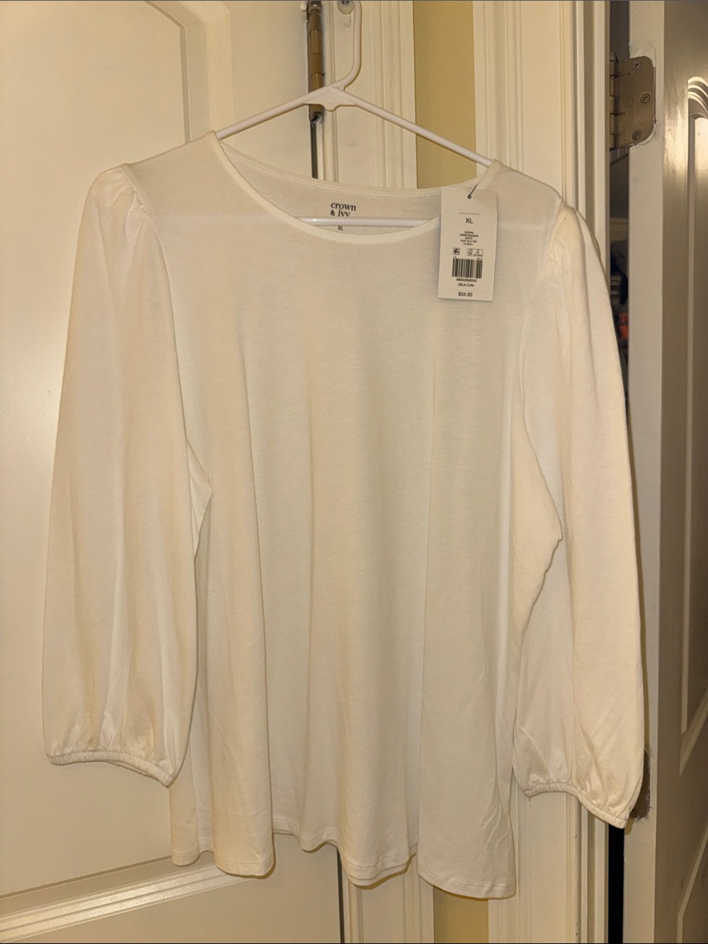 crown & ivy White Long-Sleeve Puff-Sleeve Top